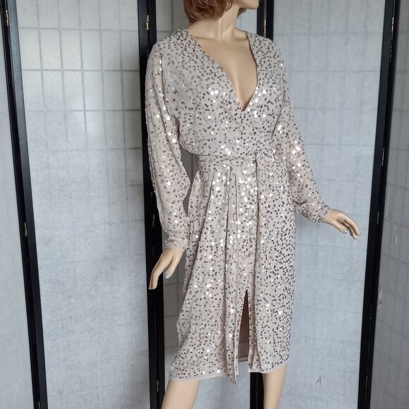 Nwt ASOS DESIGN Gold Scatter Sequin Batwing Sleeve Wrap Midi Dress Size 10 - Picture 8 of 14